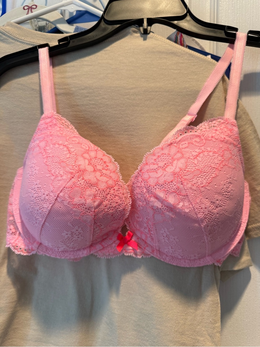 Victoria's Secret Dream Angel Pink Floral Lace Underwire Bra